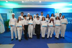 Centro Tecnológico Amanda Aguilar gradúa a 90 nuevos técnicos profesionales