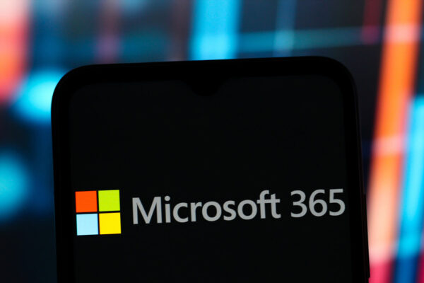 Un país europeo suspende temporalmente el despliegue de Microsoft 365