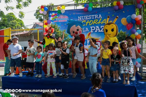 Colonia Maestro Gabriel estrena renovado parque y cancha deportiva