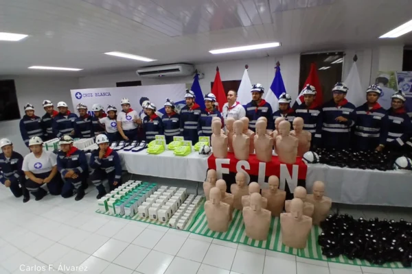 Cruz Blanca fortalece la atención prehospitalaria en Nicaragua con la entrega de nuevos equipos