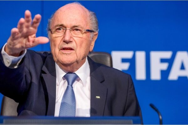 “‘Quo vadis’, FIFA?”: Blatter ahora despotrica contra la final del Mundial