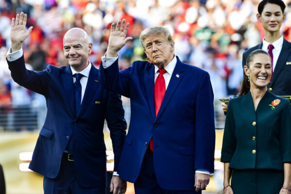 Sheinbaum revela de qué habló con Trump en la final del Mundial