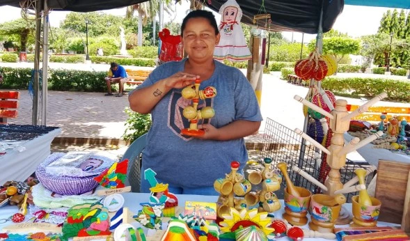 Ferias de emprendimiento dinamizan la economía local y mueven más de C$ 2.3 millones