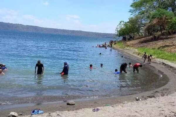 Hombre de 32 años perece ahogado en la Laguna de Apoyo
