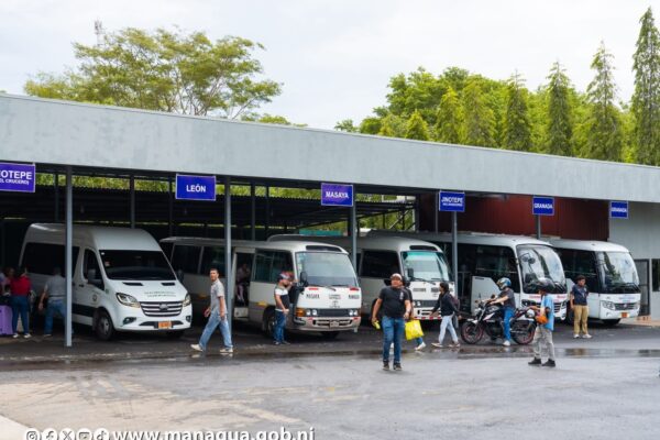 Buses a León, Granada, Masaya y Jinotepe estrenan nueva terminal en Managua