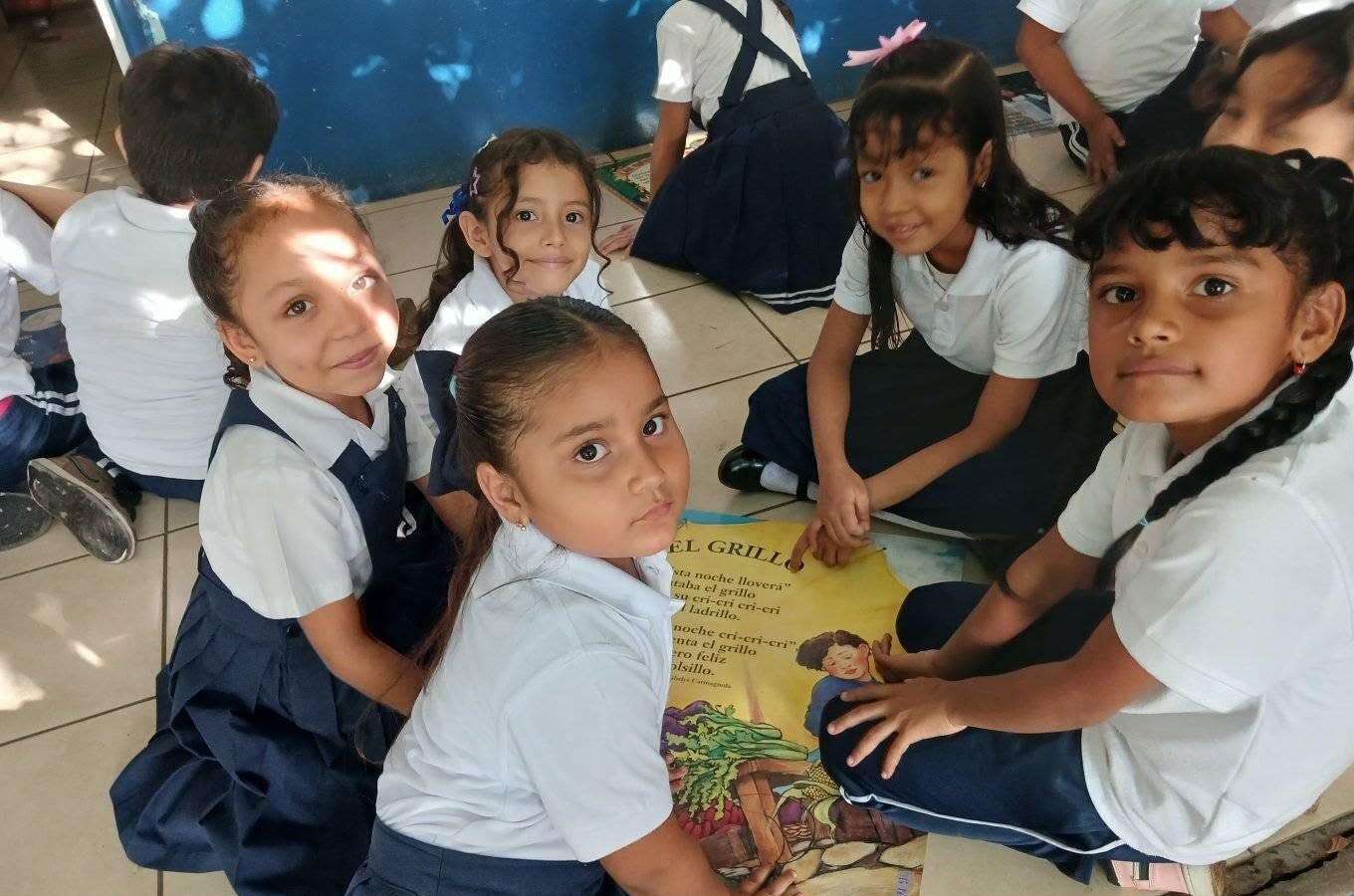 Lanzan plan para garantizar lectura fluida y mejor escritura en niños de educación primaria