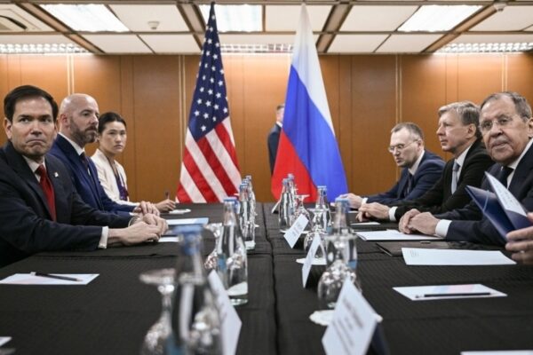 Conflicto en Ucrania, Oriente Medio y relaciones bilaterales: temas clave de la reunión entre Lavrov y Rubio