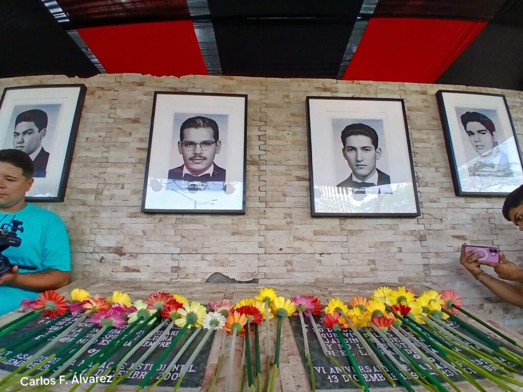 Juventud nicaragüense rinde homenaje a los héroes y mártires del 23 de julio de 1959