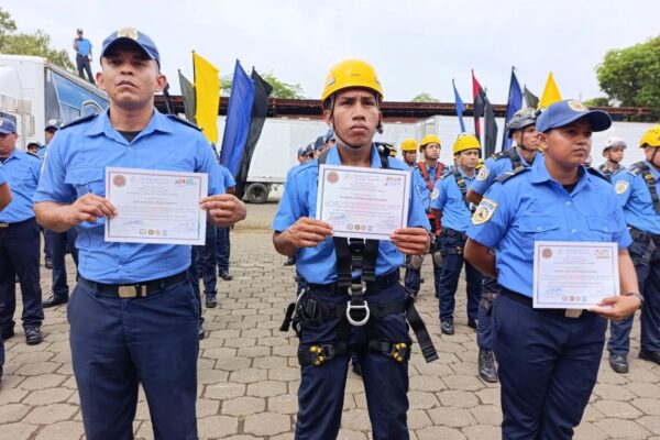 Bomberos Unidos concluyen ciclo de capacitaciones especializadas en rescate y atención de emergencias