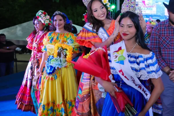 Genesis Matamoros, es la nueva Reina de las Fiestas Tradicionales de Managua