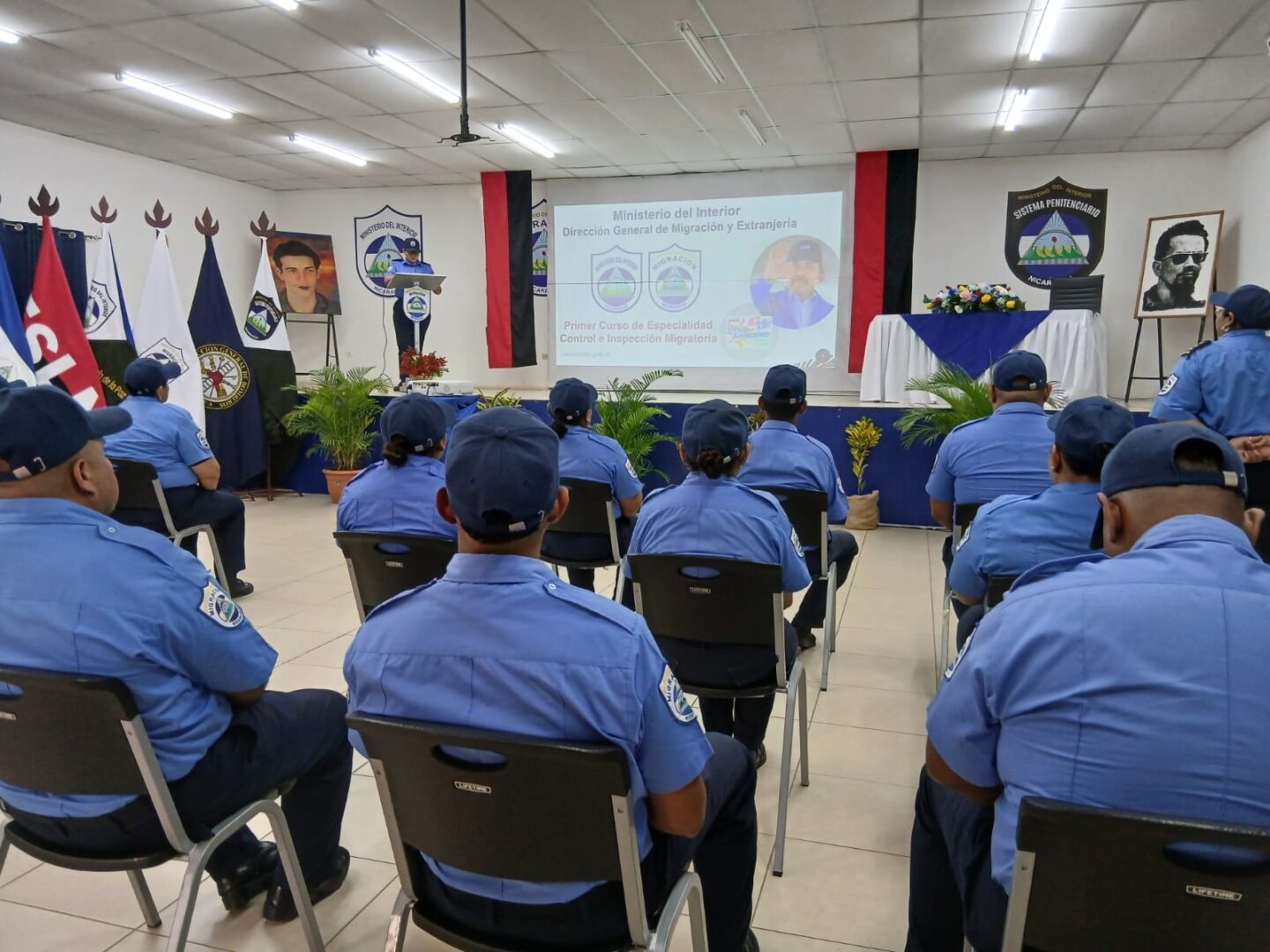 Funcionarios del MINT inician curso de control e inspección migratoria