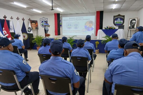 Funcionarios del MINT inician curso de control e inspección migratoria