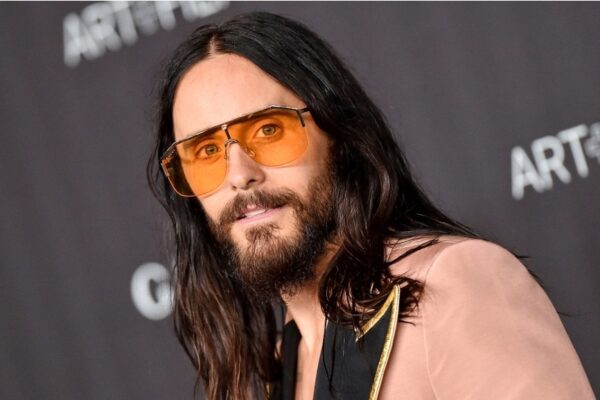 “Se ha salido con la suya”: Jared Leto, acusado por cuatro mujeres de abuso sexual cuando eran menores