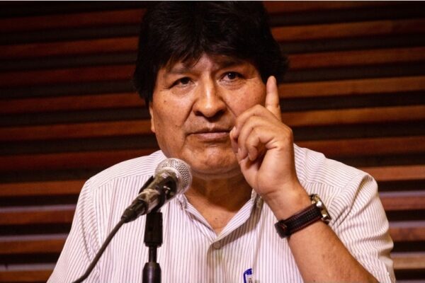 La Fiscalía de Bolivia emitió una orden de aprehensión contra Evo Morales