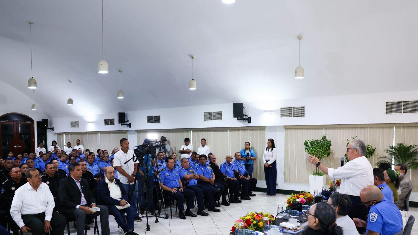 Policía Nacional reitera lealtad y compromiso con la Constitución y sus reformas