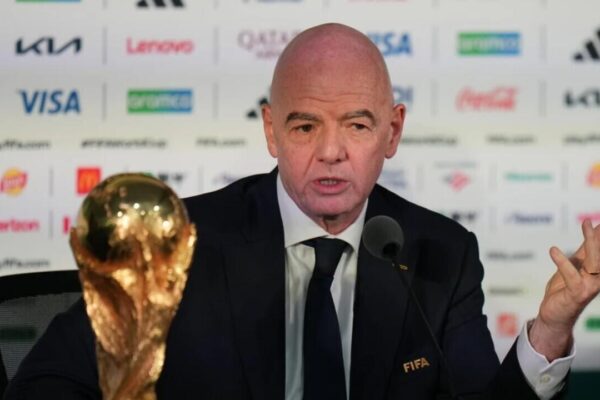 La Concacaf une fuerzas con la UEFA y le da la espalda a Infantino