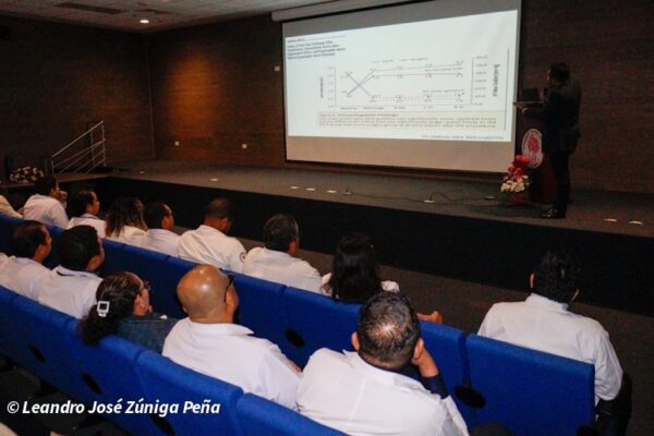 Destacan avances de procedimientos cardiacos en primer simposio de cardiología en Nicaragua