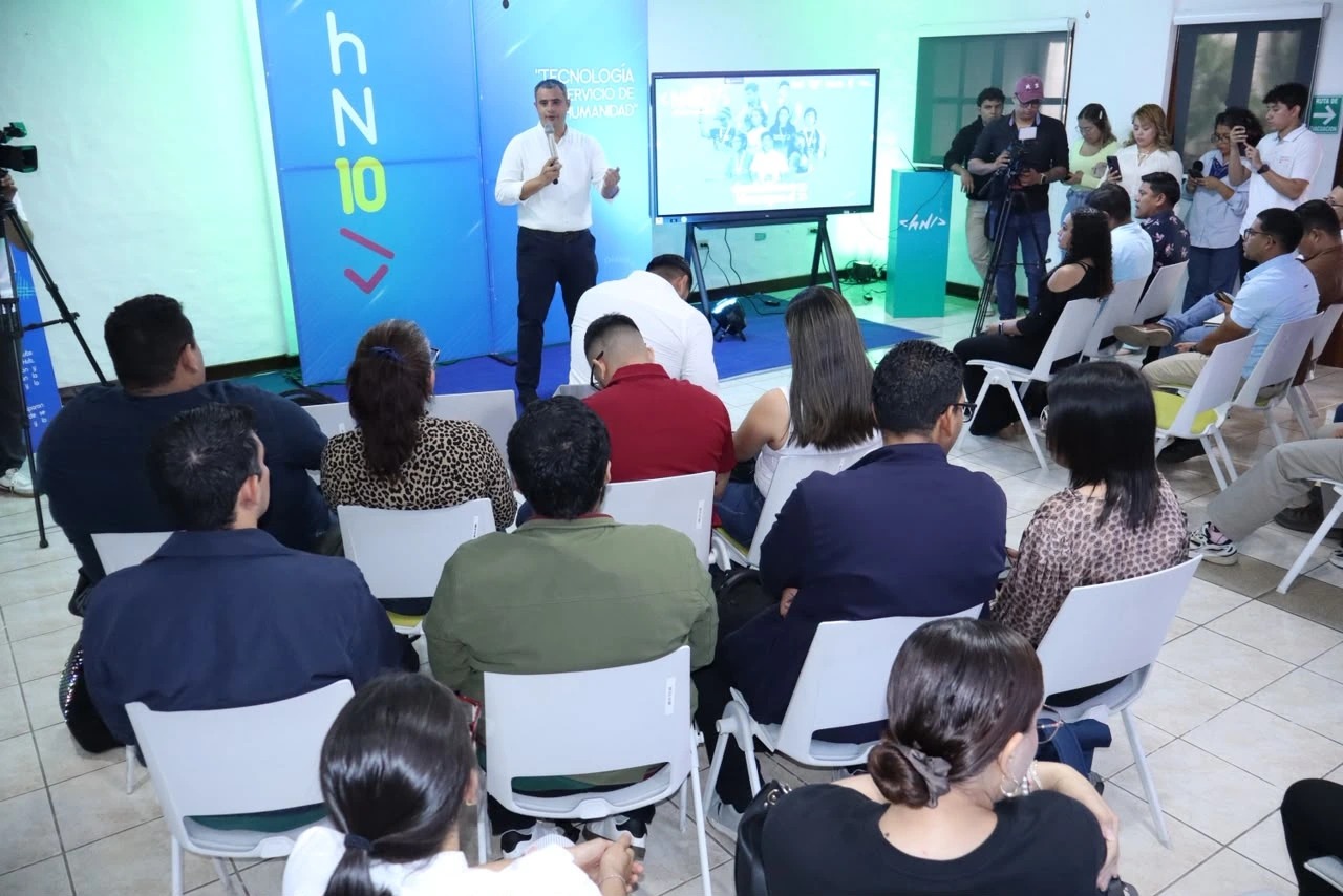 Afinan criterios para evaluar los proyectos del Hackathon Nicaragua 2026