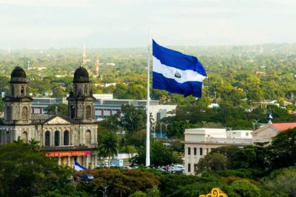 Cra. Rosario: “El pueblo nicaragüense decide y defiende sus rutas democráticas”