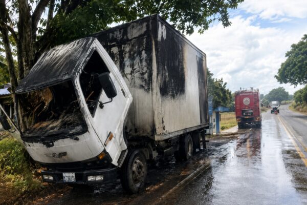 Camión repartidor se incendia en Tipitapa y deja pérdidas por más de C$ 250 mil
