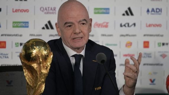 Infantino convoca a reunión tras aumento de presión