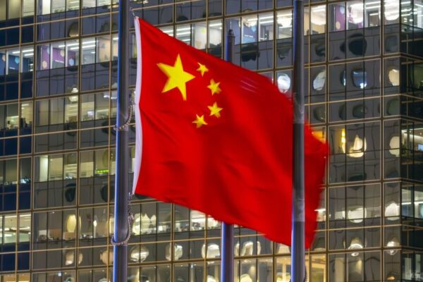 China devuelve el golpe a EE.UU. por su ‘lista negra’