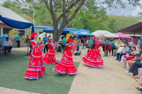 Centro Tecnológico Coronel Rufo Marín celebra 23 años formando técnicos en Nueva Segovia