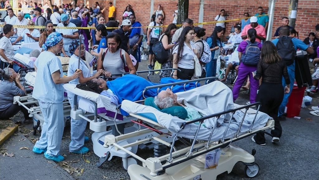 Potente sismo de 7,4 sacude a Colombia y deja en ciudad de Pereira al menos 18 muertos