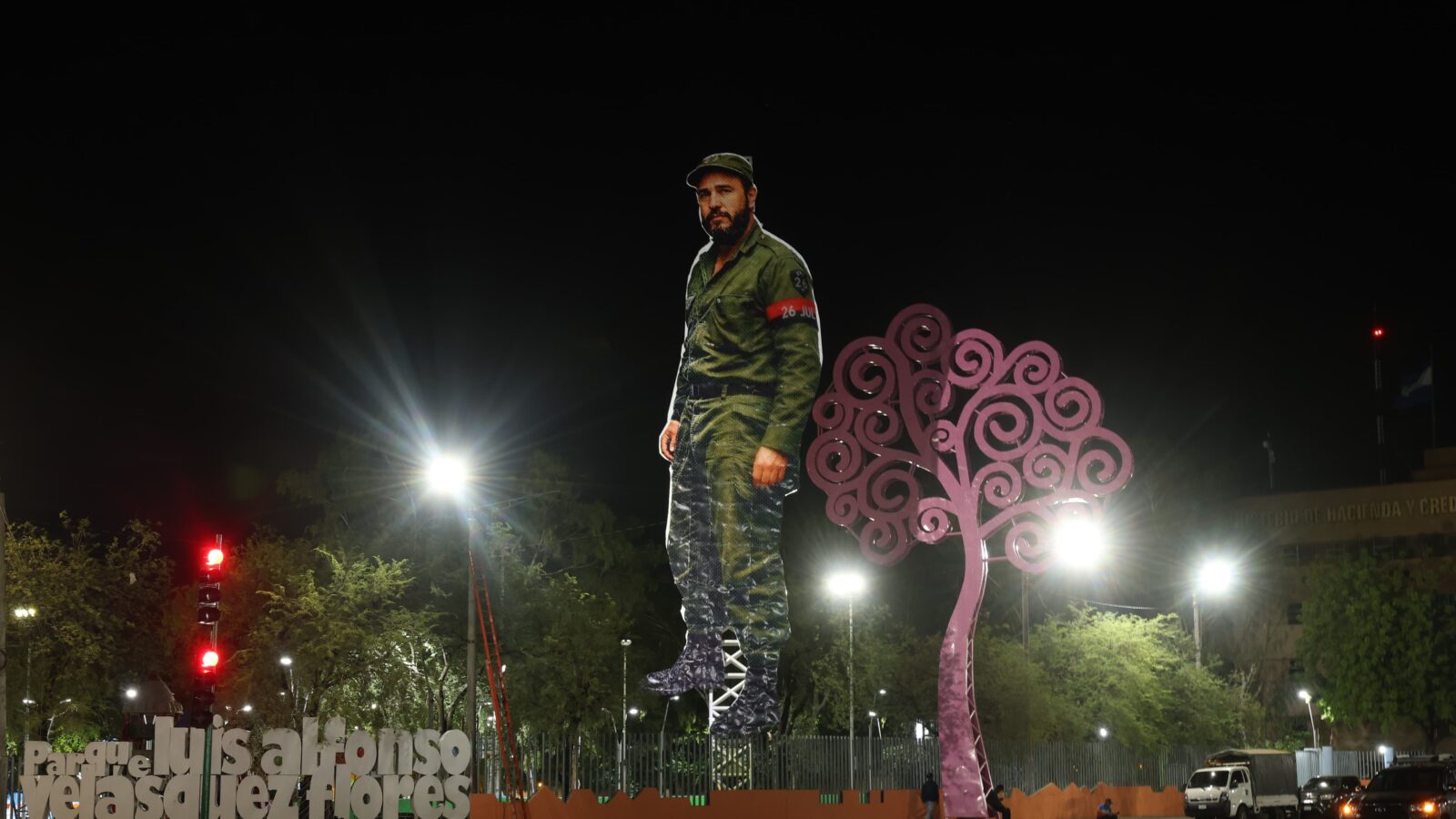 Homenaje a Fidel Castro en Nicaragua con jornada conmemorativa y una escultura en Managua