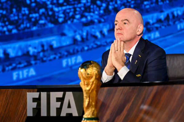 Lo que podría estar detrás del apoyo de la federación mexicana a Infantino
