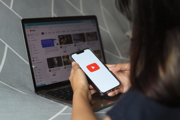 YouTube aumenta sus exigencias para monetizar con videos