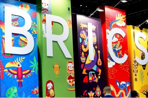 Los BRICS debaten una solución innovadora para abaratar los pagos