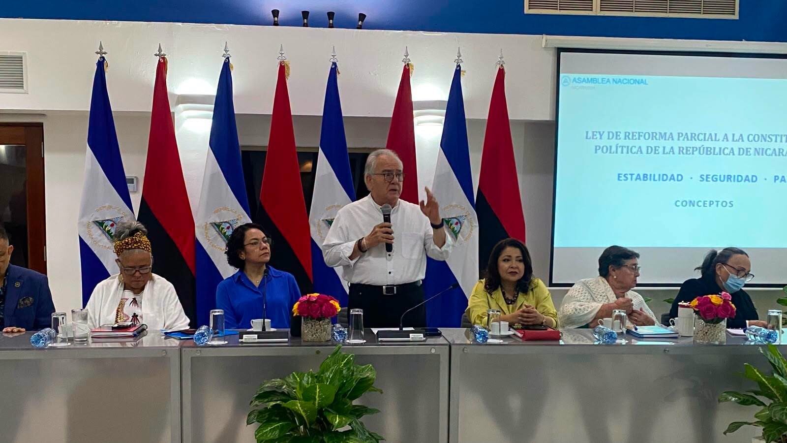 Comunidad educativa suma su respaldo a las Reformas de la Carta Magna