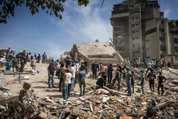 Colombia eleva a 285 la cifra de víctimas mortales tras el devastador terremoto