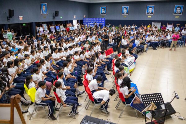 Lanzan jornada conmemorativa del 46 aniversario de la Cruzada Nacional de Alfabetización