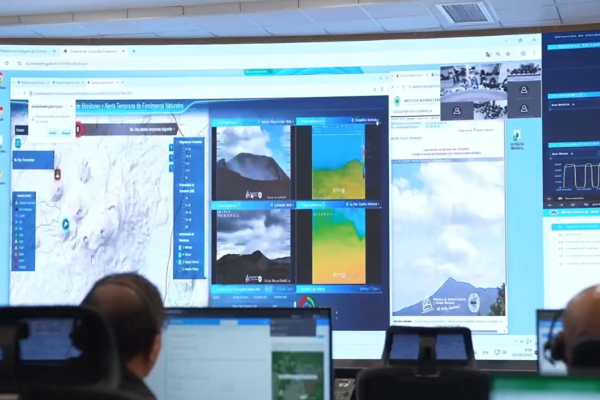 Nuevo Centro de Monitoreo y Alerta Temprana vigilará en tiempo real los volcanes, ríos y sismos
