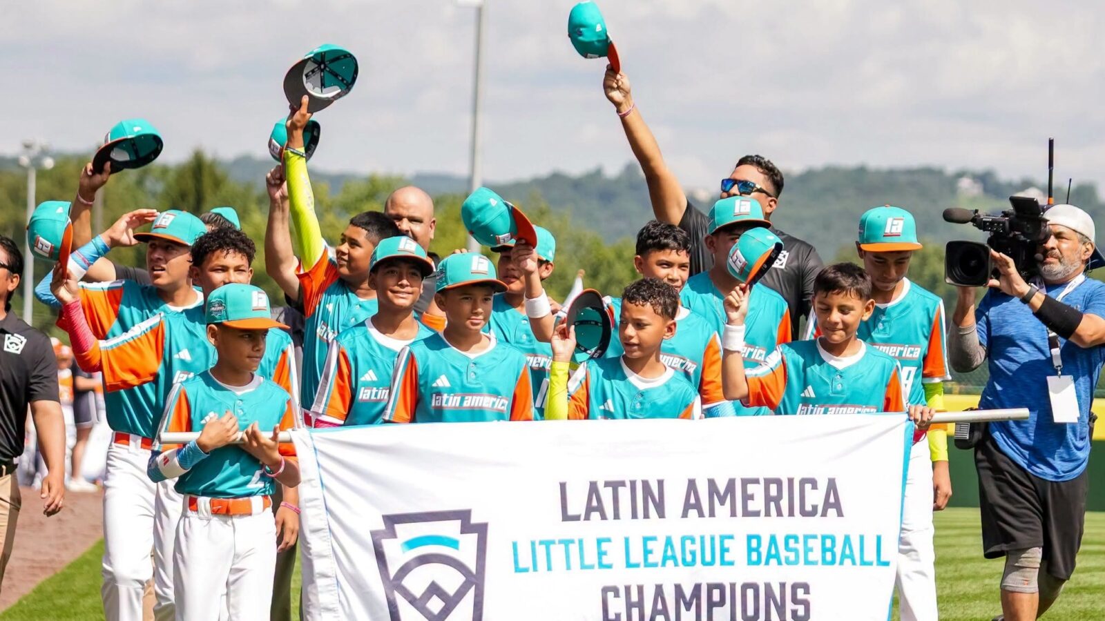 Nicaragua inicia con victoria agónica ante Dominicana en el Williamsport