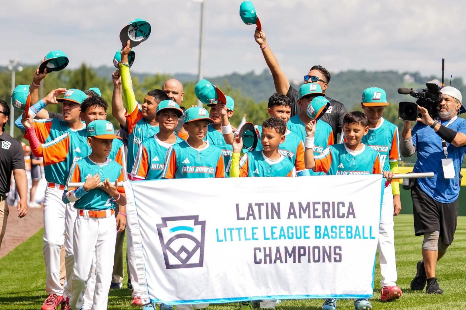 Nicaragua inicia con victoria agónica ante Dominicana en el Williamsport