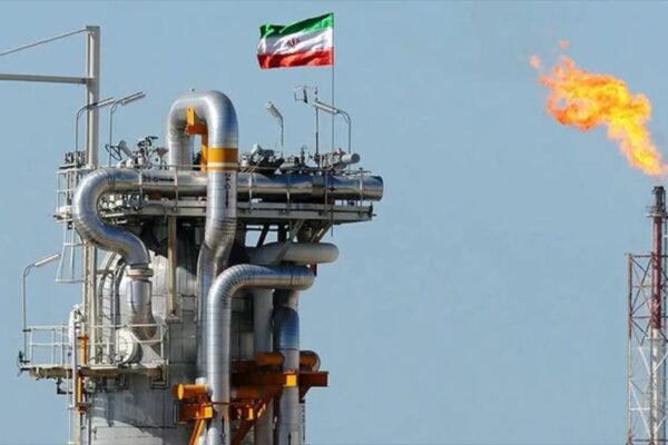 Irán detuvo sus exportaciones de petróleo