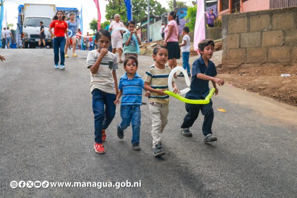 Con cuatro nuevas cuadras en el Barrio Sierra Maestra suman 616 vías construidas en Managua