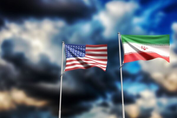 EE.UU amenaza con el “olvido económico” a quienes mantengan lazos con Irán