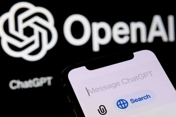 Ahora ChatGPT puede enviar mensajes a tus amigos por ti