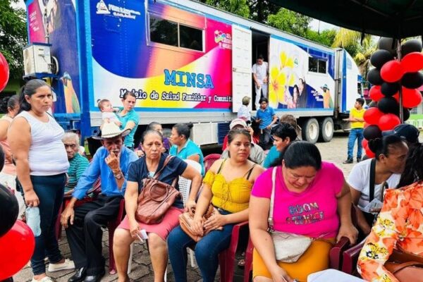 Brigadas del MINSA llevarán atención médica gratuita a 153 mil familias la próxima semana