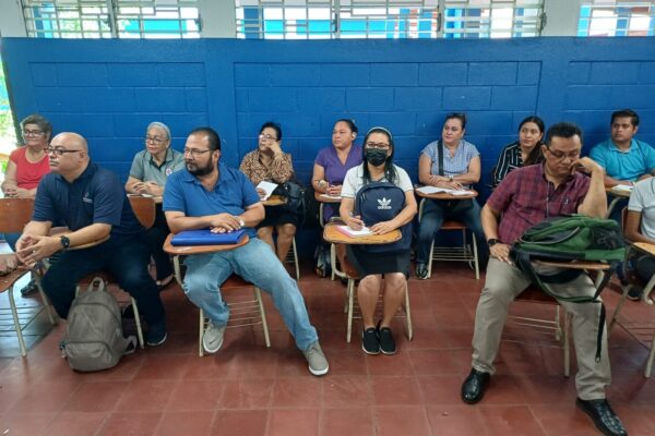 Encuentro Pedagógico de Interaprendizaje refuerza rendimiento académico en estrategias docentes