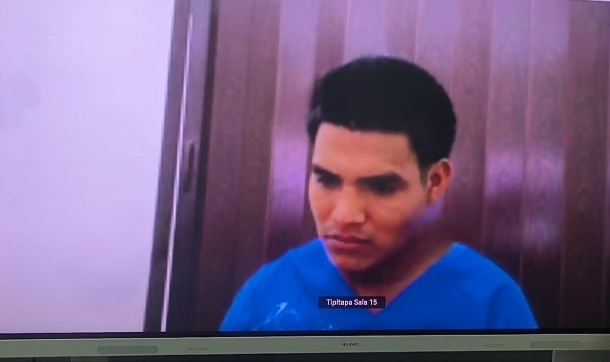 Condenan a hombre por asaltar con cuchillo a un taxista en Managua
