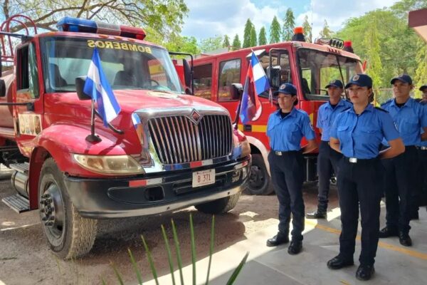 Estrenan estación de bomberos 241 beneficiando a 8 mil pobladores del Corredor Seco