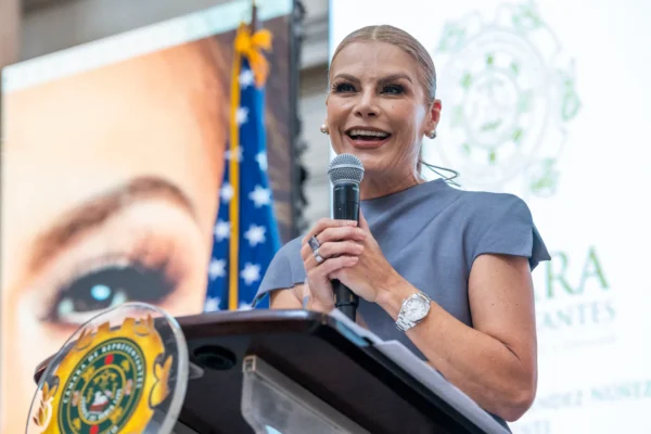 Olga Tañón revela los tratamientos que la mantienen espectacular a los 59 años