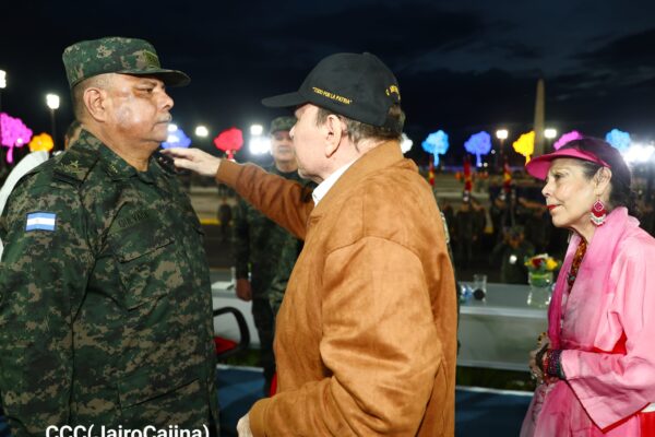 Fuerzas Armadas celebran 47 años de fundación con ascensos militares y reconocimientos institucionales