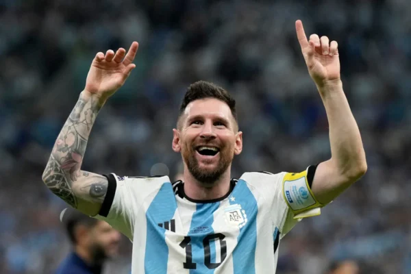 En el minuto 10: Lionel Messi recibirá homenaje en plenos partidos de equipos de Argentina tras su retiro de la selección