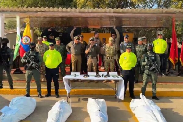 De la Espriella exhibe nuevos cadáveres tras el abatimiento de un peligroso criminal